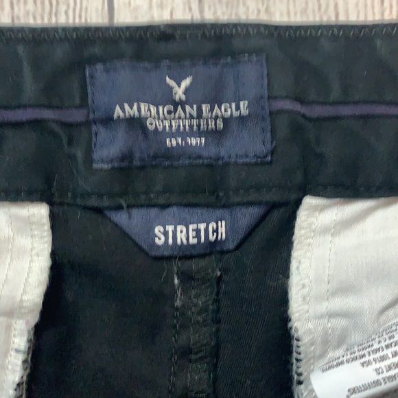 American Eagle Midi black shorts size 2 - Picture 2 of 5